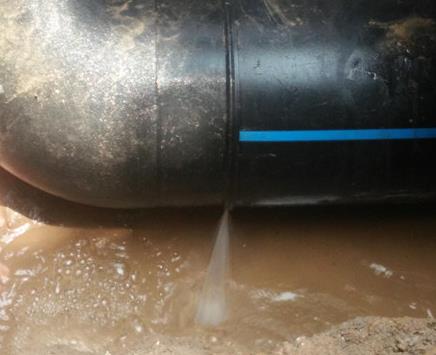 靖江楼顶渗水维修公司为大家分享下靖江卫生间漏水维修修补技术!